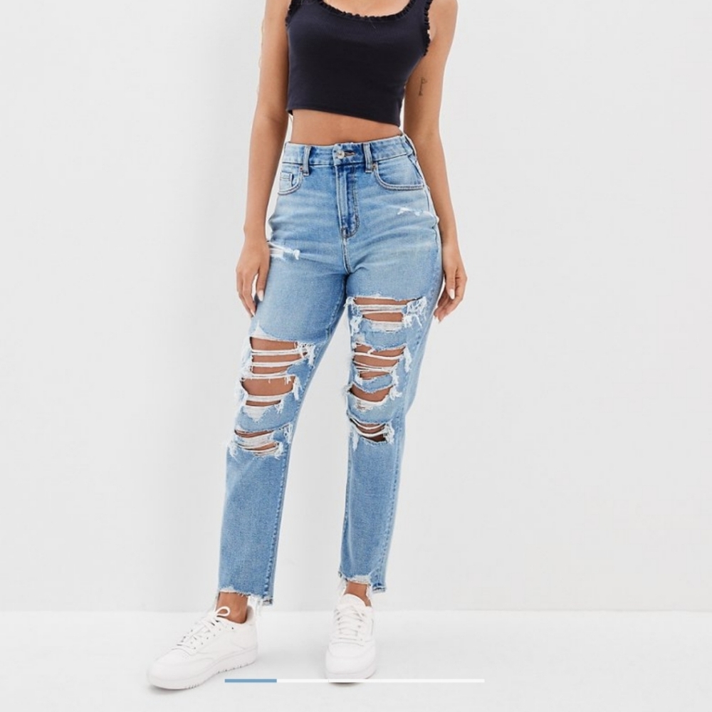 American Eagle Curvy Mom Jeans